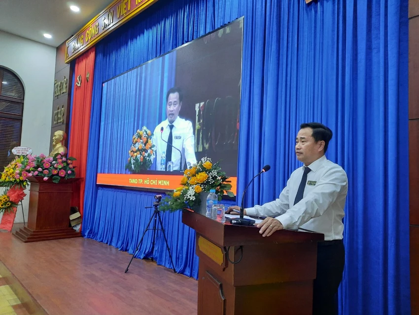 Chánh án TAND TP.HCM Lê Thanh Phong phát biểu tại hội nghị triển khai công tác năm 2023 của TAND hai cấp Thành phố. Ảnh: MC Chánh án TAND TP.HCM Lê Thanh Phong phát biểu tại hội nghị triển khai công tác năm 2023 của TAND hai cấp Thành phố. Ảnh: MC