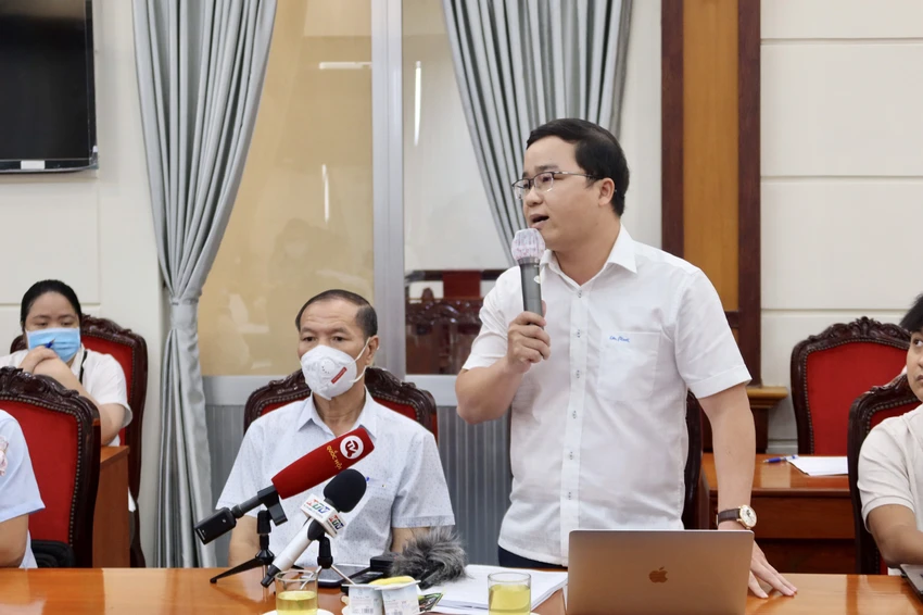 Thạc sĩ Lê Nhật Bảo góp ý khái niệm "tranh chấp đất đai" cần phải được định nghĩa lại. Ảnh: TRẦN MINH