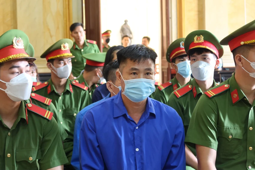 Bị cáo Nguyễn Khắc Đồi (chủ tịch HĐQT kiêm tổng giám đốc Công ty Gold Time. Ảnh: TRÍ MINH