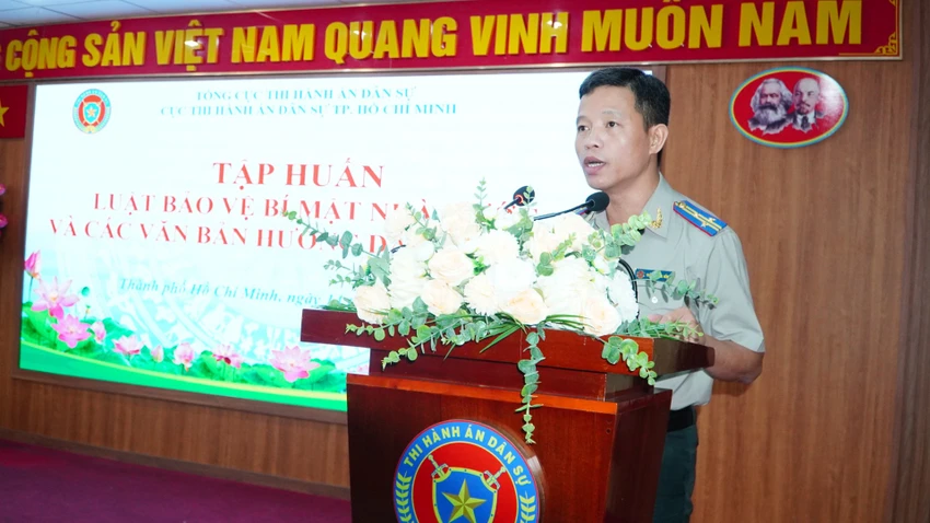 Ông Trần Phương Hồng - Phó Cục trưởng Cục THADS TP.HCM là báo cáo viên tại Hội nghị. Ảnh: MC Ông Trần Phương Hồng - Phó Cục trưởng Cục THADS TP.HCM là báo cáo viên tại Hội nghị. Ảnh: MC