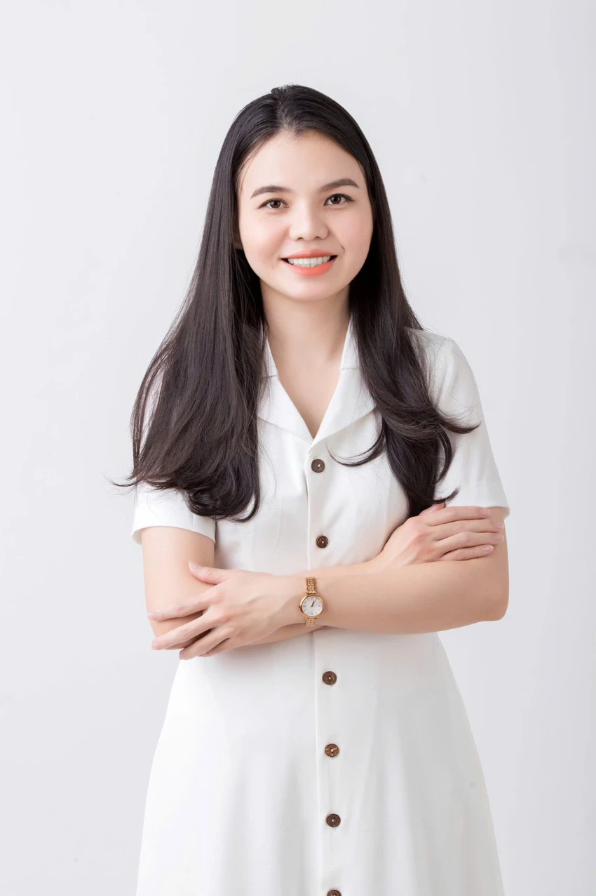 thac-si-thu-hang.jpg