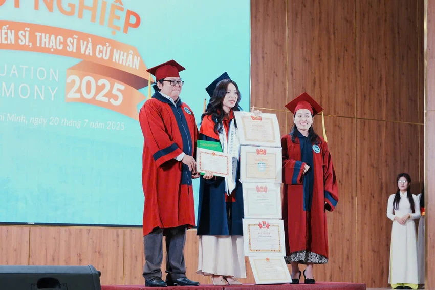 sinh-vien-luat.jpg