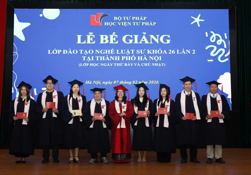 luat-su.jpg