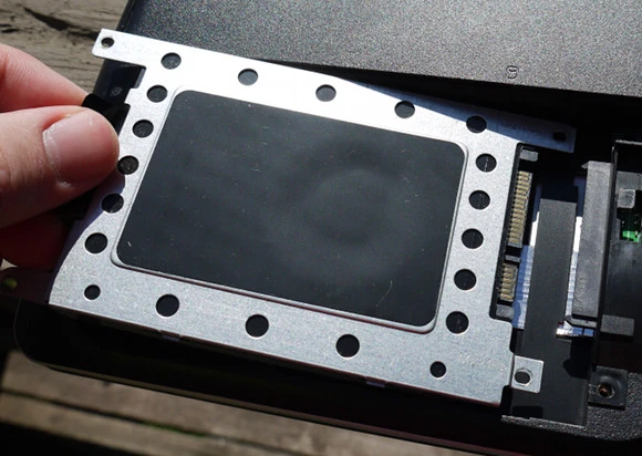Cách khắc phục các sự cố hư hỏng trên laptop ảnh 2