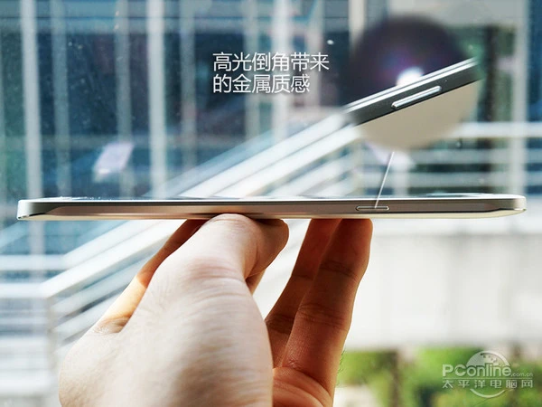 “Siêu mẫu” Galaxy A8 lộ “ảnh nóng“ ảnh 3 “Siêu mẫu” Galaxy A8 lộ “ảnh nóng“ ảnh 3