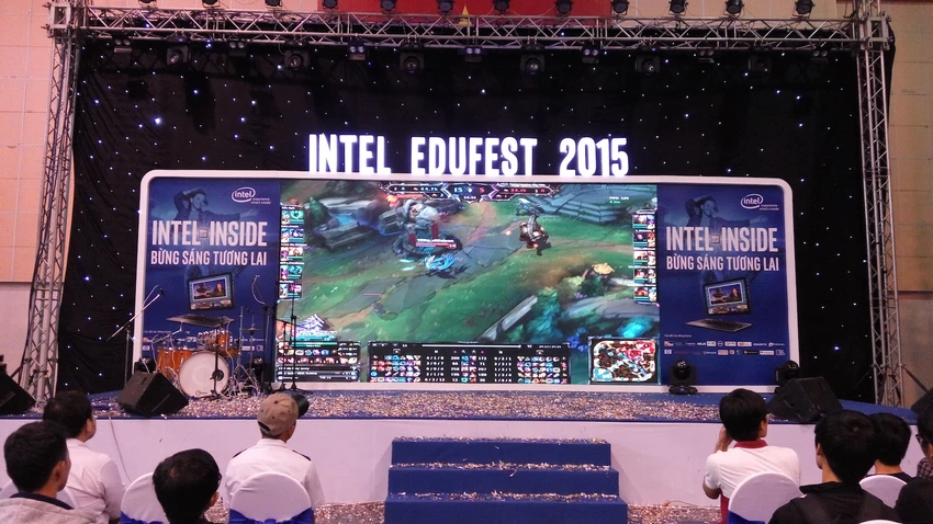 Ngày hội Intel Edufest 2015 chính thức được khai mạc ảnh 4 Ngày hội Intel Edufest 2015 chính thức được khai mạc ảnh 4