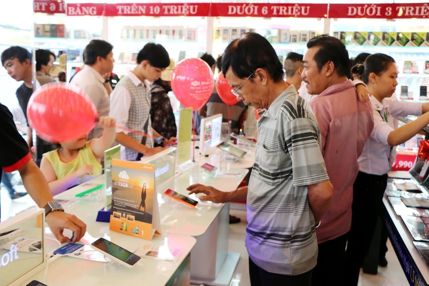 Thị trường smartphone tăng trưởng mạnh vào cuối năm ảnh 1 Thị trường smartphone tăng trưởng mạnh vào cuối năm ảnh 1