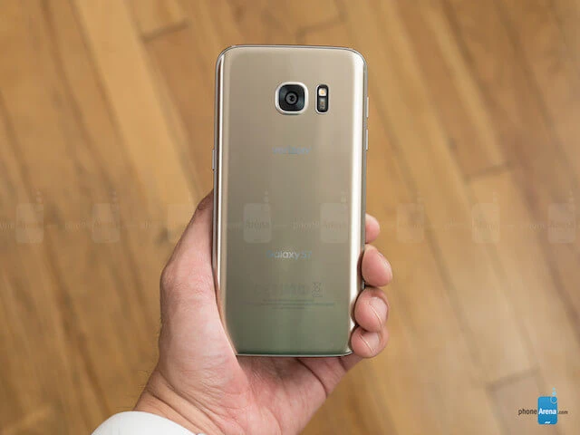 4 smartphone đáng mua nhất trong tháng 4-2016 ảnh 2 4 smartphone đáng mua nhất trong tháng 4-2016 ảnh 2