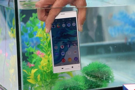 sony xperia xz