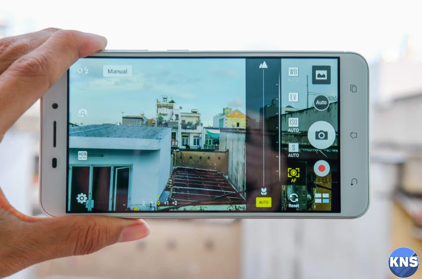Asus zenfone 3 laser