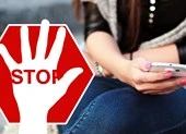 4 thông tin không nên chia sẻ trên Facebook