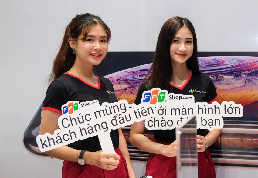 iPhone XR, XS và XS Max chính hãng giảm giá 2 triệu đồng ảnh 5 iPhone XR, XS và XS Max chính hãng giảm giá 2 triệu đồng ảnh 5