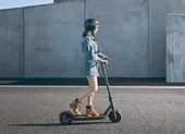 Hai mẫu xe điện siêu nhỏ gọn, dễ dàng gấp lại