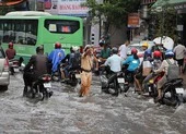 2 ứng dụng cần có trên điện thoại khi trời mưa bão
