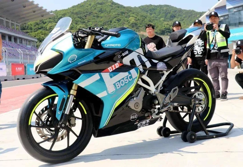 cfmoto-300sr