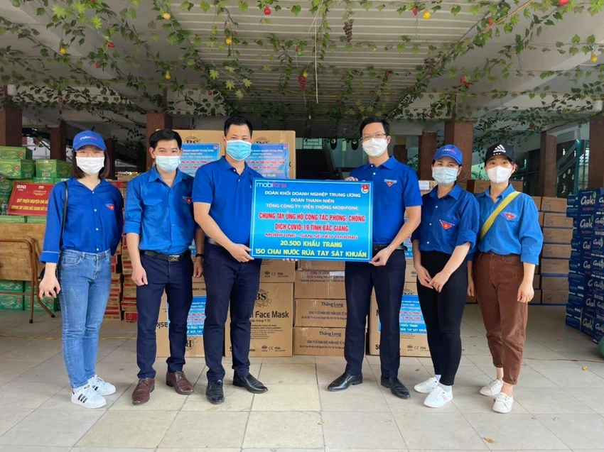 Nhà mạng ủng hộ Quỹ vaccine phòng chống dịch COVID-19 ảnh 3 ung-ho-chong-dich-covid-19