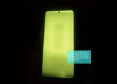 Người dùng Samsung than phiền vì màn hình cảm ứng bị sọc