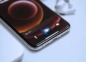 Một công ty Trung Quốc bất ngờ yêu cầu Apple ngừng sản xuất iPhone 