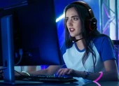 Đánh giá nhanh mẫu tai nghe chơi game giá rẻ đa màu sắc