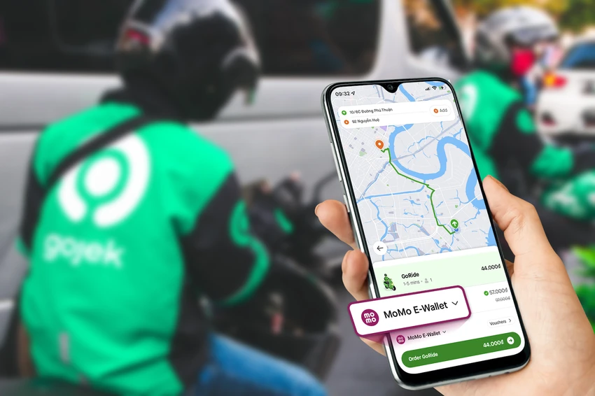 momo-vs-gojek