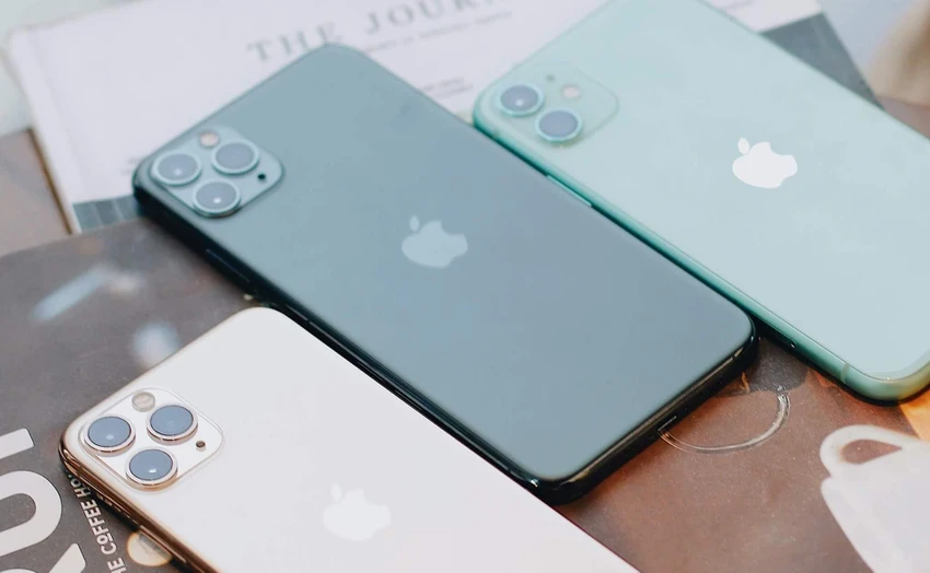iphone-11-pro Nhiều model iPhone cũ đang được giảm giá khi iPhone 13 series xanh lá lên kệ. Ảnh: TIỂU MINH