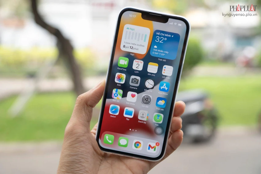 iphone-13 iPhone 13 là mẫu máy bán chạy nhất quý 1 năm 2022. Ảnh: TIỂU MINH