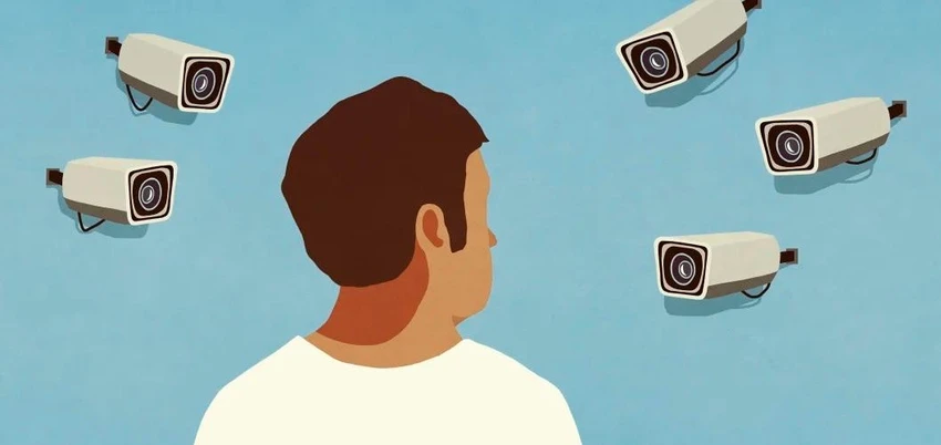camera-quay-len Camera quay lén là vấn đề khá phổ biến hiện nay. Ảnh: CNBC