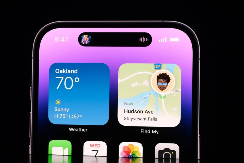 iPhone 14 Pro và iPhone 14 Pro Max được trang bị "thanh đen" có khả năng tùy biến. Ảnh: Apple