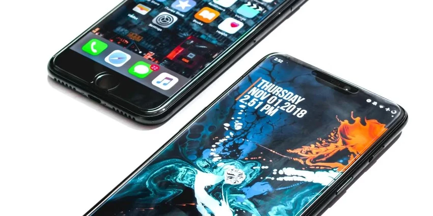 iphone-vs-android iphone và Android