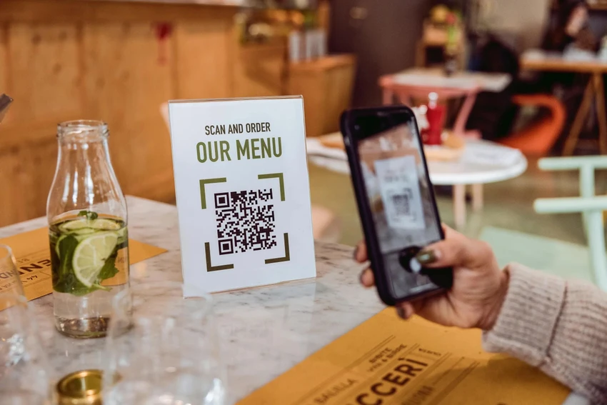 qr code thay thế menu món ăn