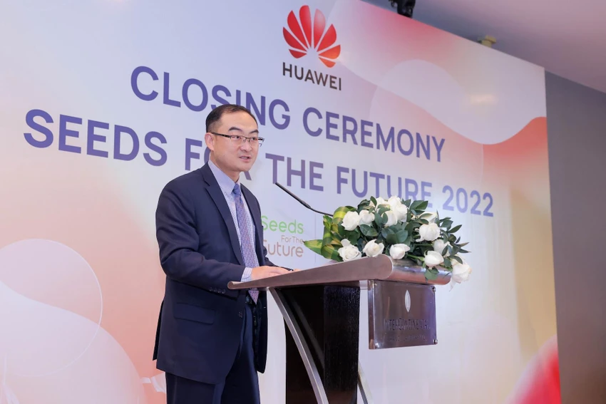 ong-david-wei-tong-giam-doc-huawei-viet-nam huawei việt nam nhận bằng khen từ hội truyền thông số