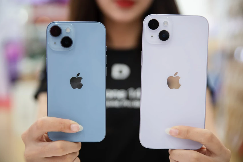 iphone-14-series-ve-hang-doi-dao-dau-nam-moi iPhone 14 series về hàng dồi dào dịp đầu năm mới. Ảnh: TIỂU MINH