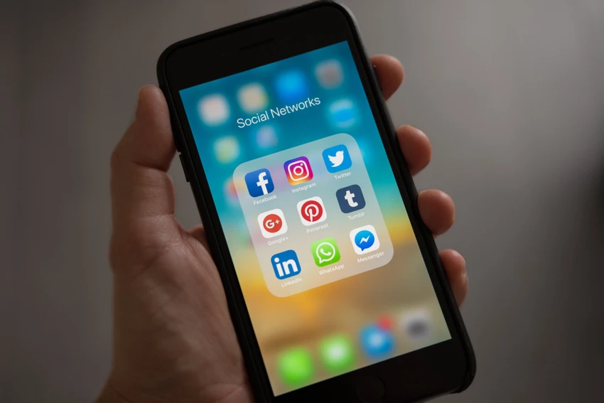 facebook-la-mang-xa-hoi-lon-nhat-hien-nay facebook là mạng xã hội lớn nhất hiện nay