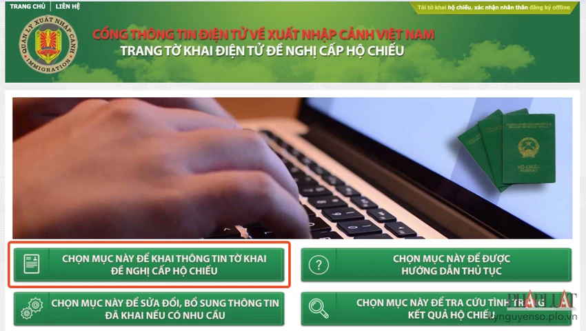 Chọn Khai thông tin tờ khai đề nghị cấp hộ chiếu. Ảnh: MINH HOÀNG