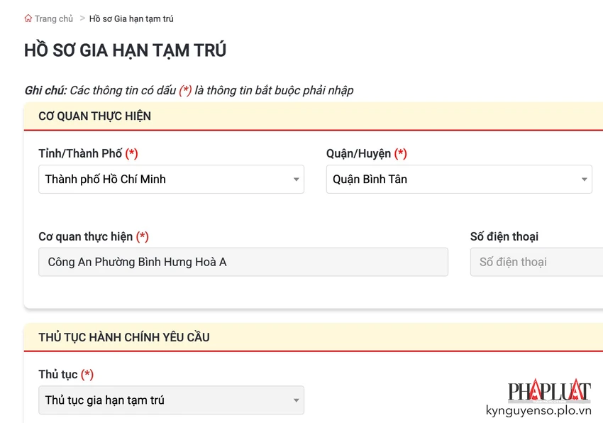 dien-day-du-cac-thong-tin-can-thiet-de-gia-han-tam-tru Điền đầy đủ các thông tin cần thiết. Ảnh: MINH HOÀNG