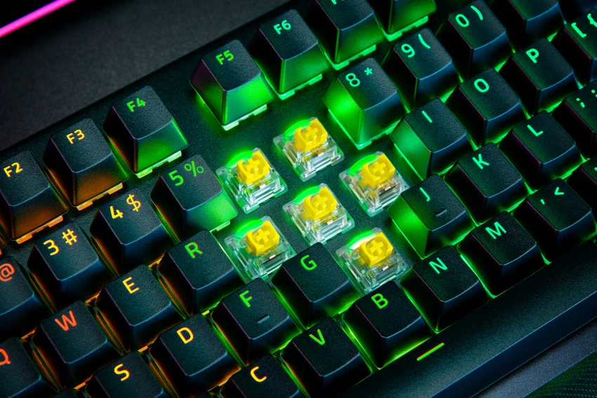 bàn phím chơi game razer BlackWidow V4 Pro