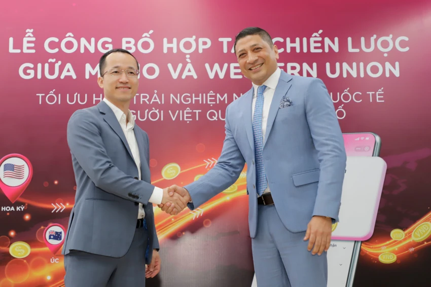 Western-Union-bat-tay-voi-sieu-ung-dung-MoMo Western Union bắt tay siêu ứng dụng MoMo