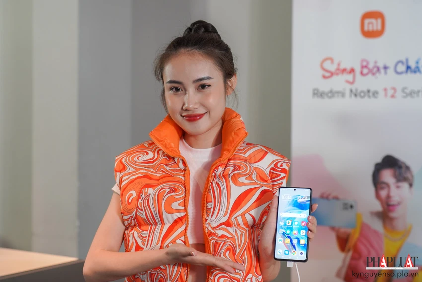 redmi-note-12s-vs-note-12-pro Lộ diện bộ đôi smartphone mới trong phân khúc tầm trung. Ảnh: TIỂU MINH
