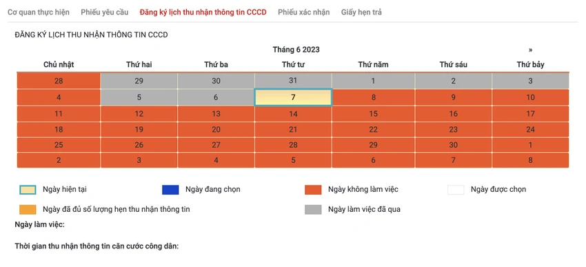 Đăng ký thời gian thu nhận thông tin CCCD. Ảnh: MINH HOÀNG