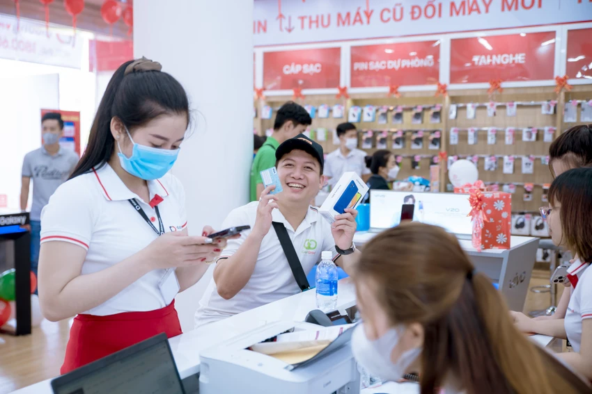 mua-sam-dien-thoai-giam-manh mua sắm điện thoại giảm mạnh