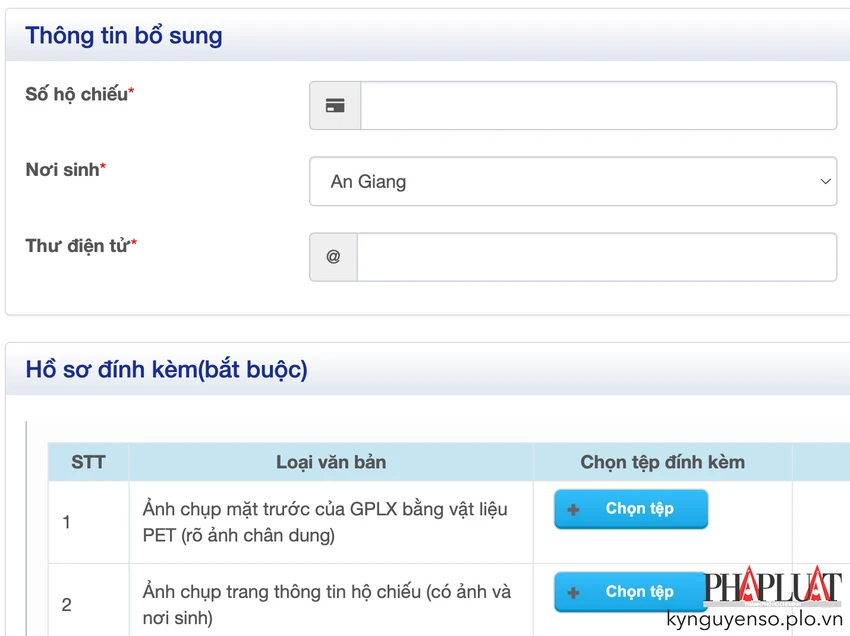 bo-sung-thong-tin-gplx-can-thiet Bổ sung thêm các thông tin, giấy tờ cần thiết. Ảnh: MINH HOÀNG