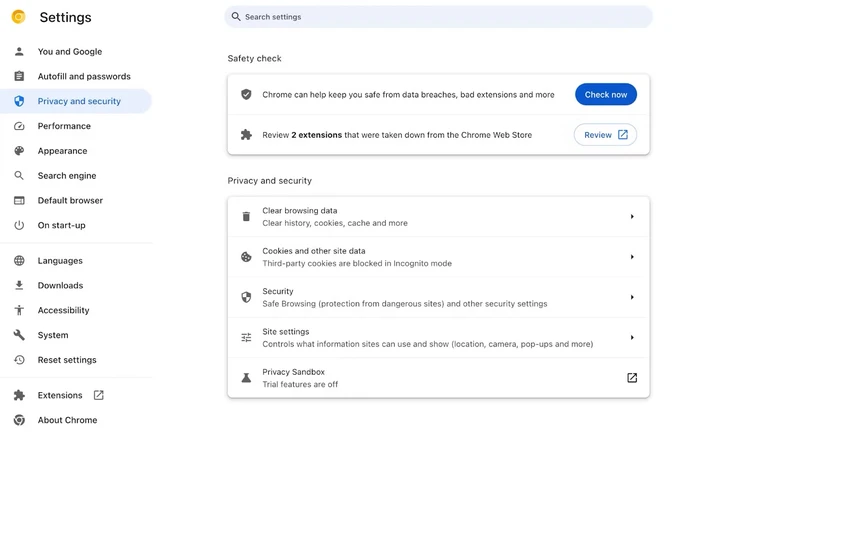 Chrome tự động cảnh báo phần mềm độc hại. Ảnh: Google
