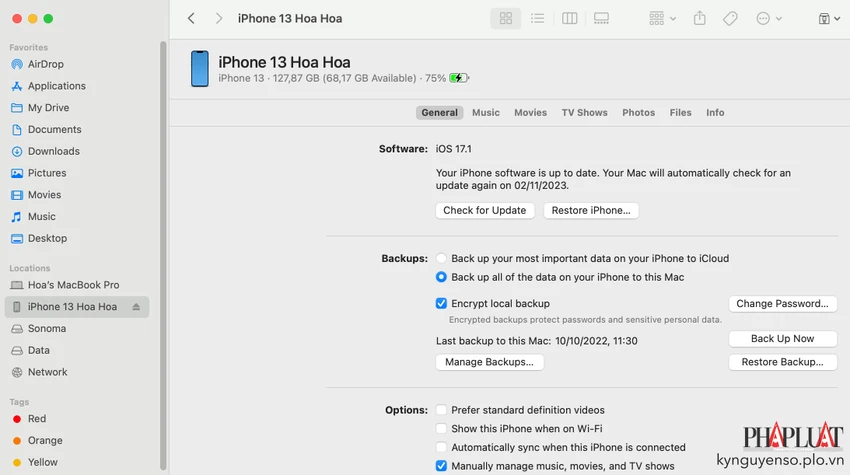 Khôi phục cài đặt gốc trên iPhone bằng iTunes (Windows) hoặc Finder (macOS). Ảnh: TIỂU MINH