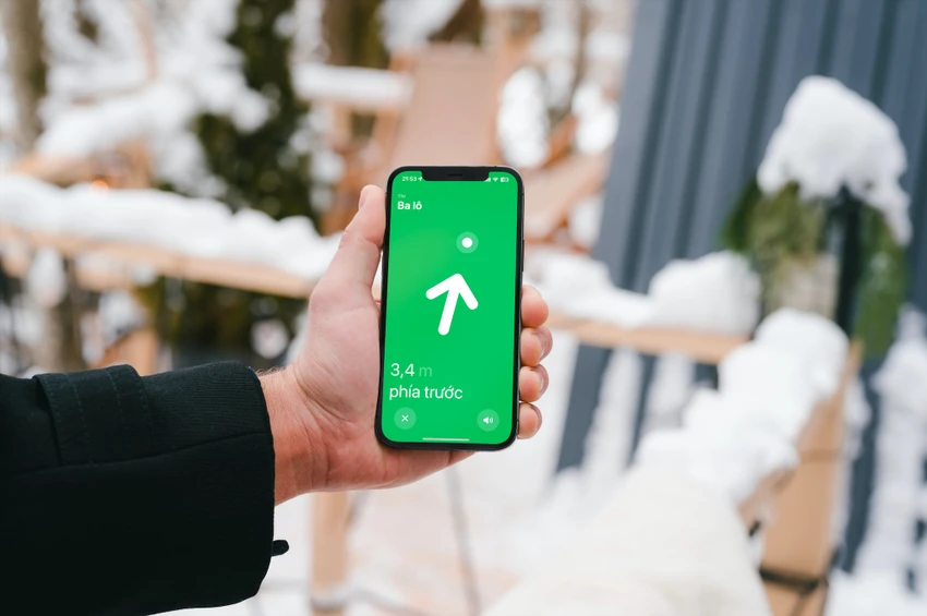 AirTag có lợi trong việc chống trộm ô tô, tuy nhiên cũng bị lạm dụng để theo dõi người khác. Ảnh: Pexels