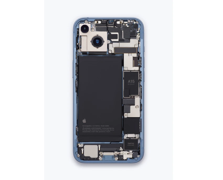 Cấu trúc và vị trí viên pin bên trong iPhone. Ảnh: Apple