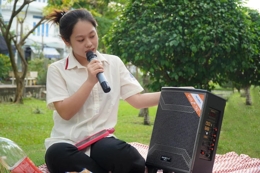 SoundMax M-23 có thiết kế nhỏ gọn, linh hoạt. Ảnh: SoundMax