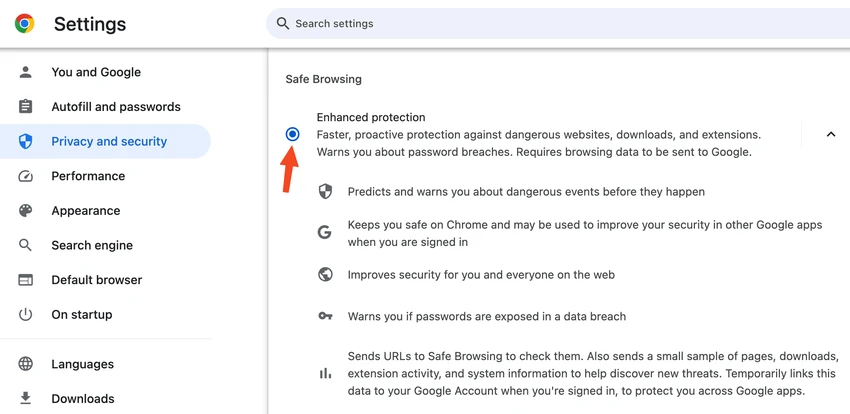 Bật tính năng Enhanced protection (bảo vệ nâng cao) trên Chrome. Ảnh: MINH HOÀNG