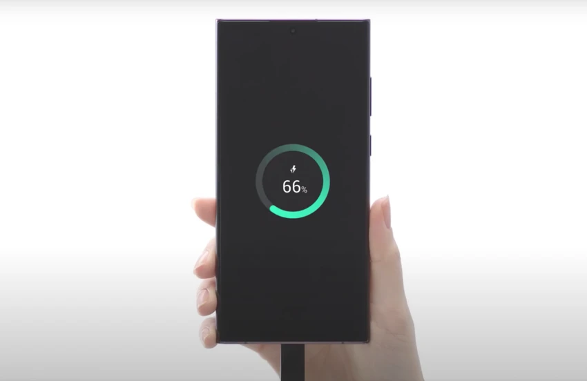 One UI 7.0 sẽ giúp người dùng điện thoại Samsung an toàn hơn. Ảnh: Samsung
