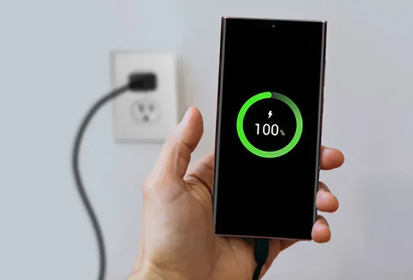 Samsung tiết lộ cách sạc điện thoại đúng cách. Ảnh minh họa