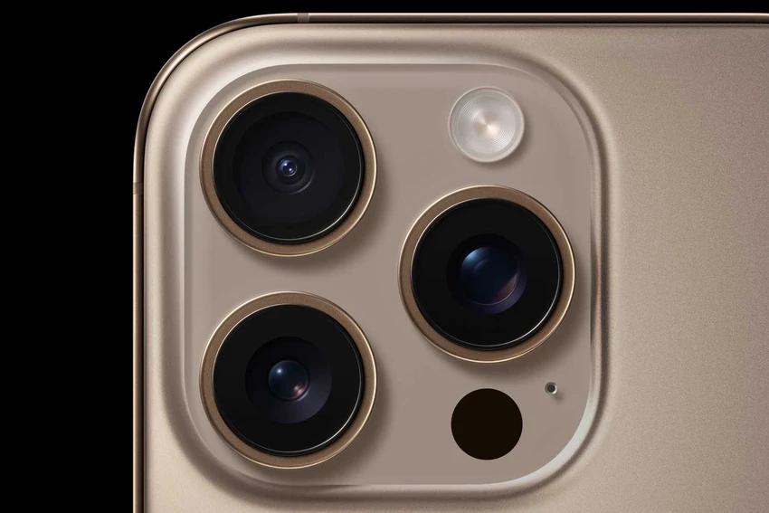 Camera trên iPhone 16 Pro. Ảnh: Apple